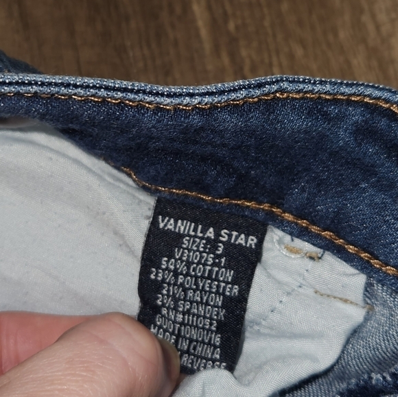 Distressed Denim Shorts Junior Size 3 Vanilla Star - Picture 3 of 4